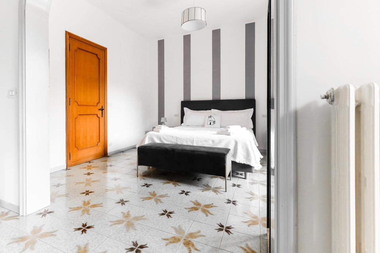 2 Santi - Suite And Rooms Lecce Exterior foto